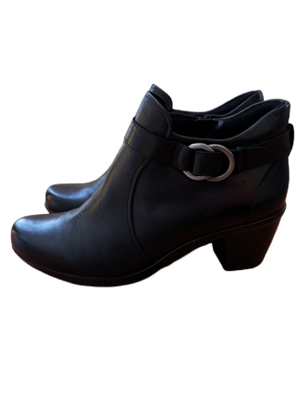Naturalizer Elisa Black Leather Ankle Boots Overlapping Ring Hardware Size 10 40 - Picture 1 of 12
